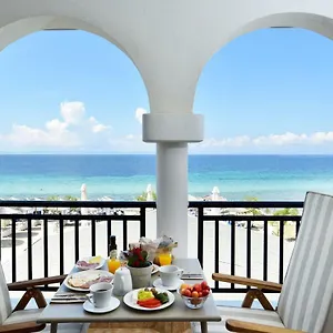 Assano Seafront Luxury Appartement