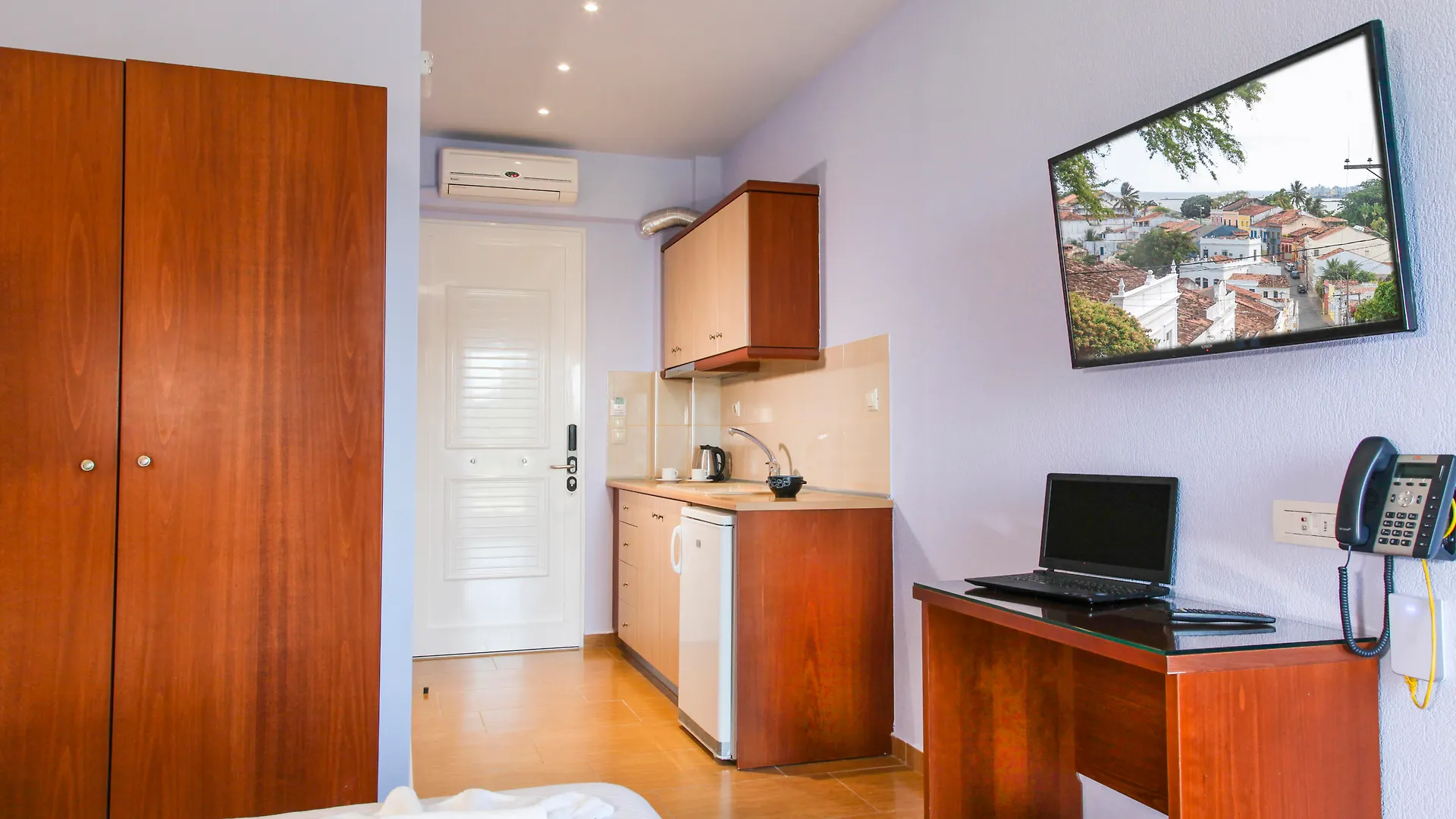 Royal Hotel And Suites Chalkidiki Aparthotel