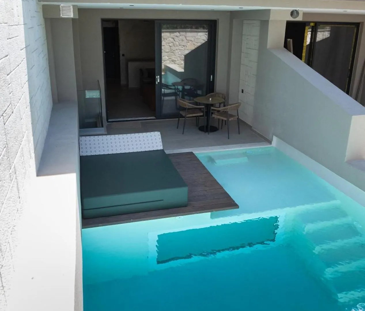 Aparthotel Royal Hotel And Suites Chalkidiki